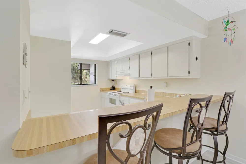 1600 NE Dixie Highway #10-203 Jensen Beach, FL 34957
