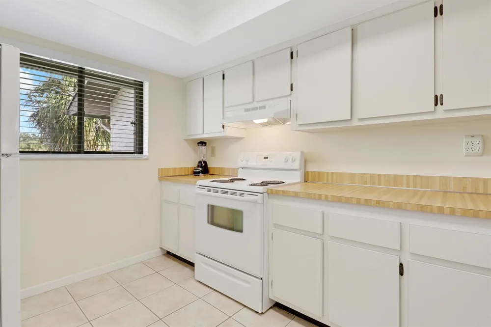 1600 NE Dixie Highway #10-203 Jensen Beach, FL 34957
