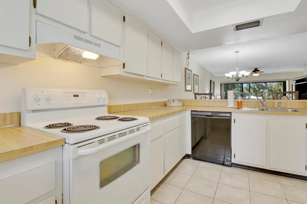 1600 NE Dixie Highway #10-203 Jensen Beach, FL 34957