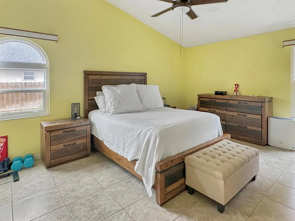 117 Hinchman Avenue Sebastian, FL 32958