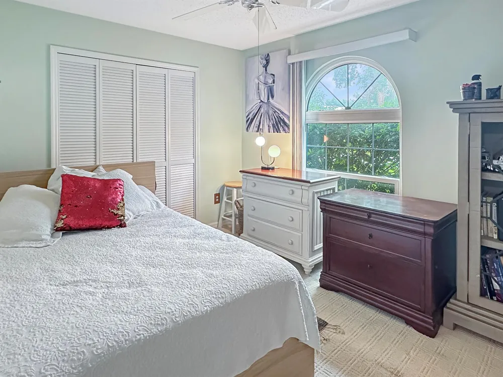 117 Hinchman Avenue Sebastian, FL 32958