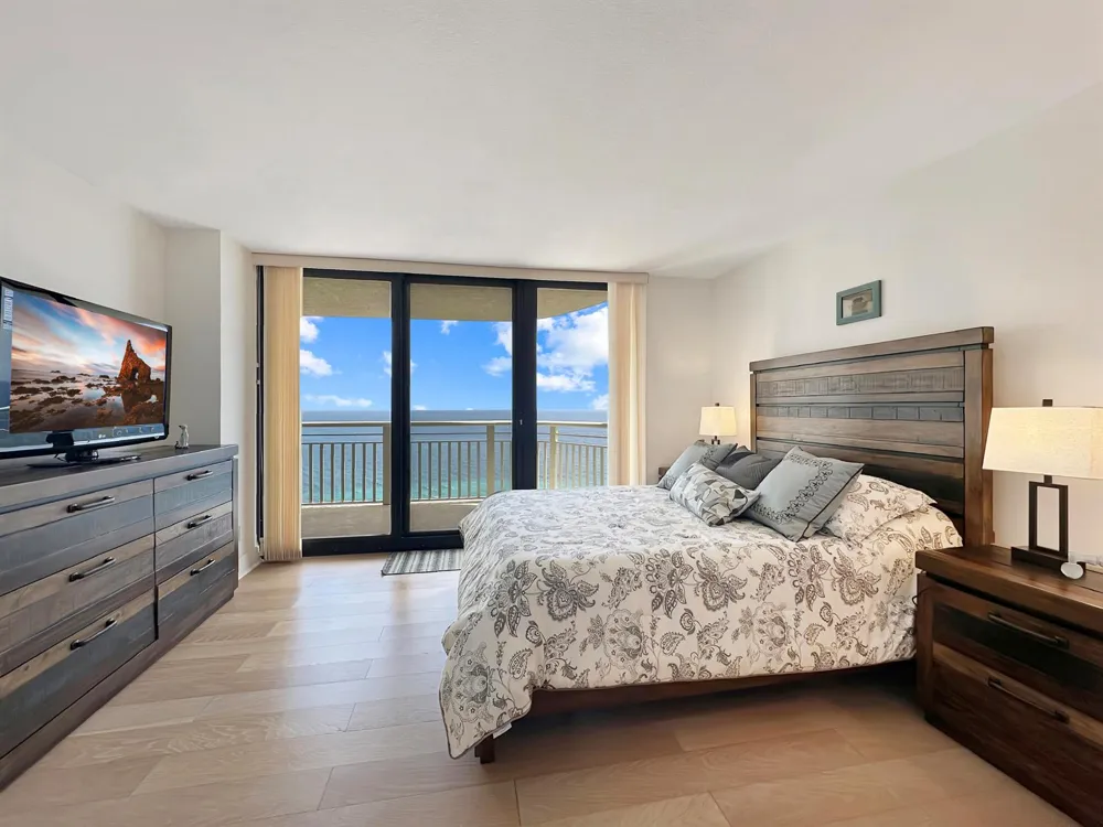 3000 Ocean Drive #40e Riviera Beach, FL 33404