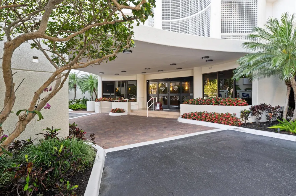 3000 Ocean Drive #40e Riviera Beach, FL 33404