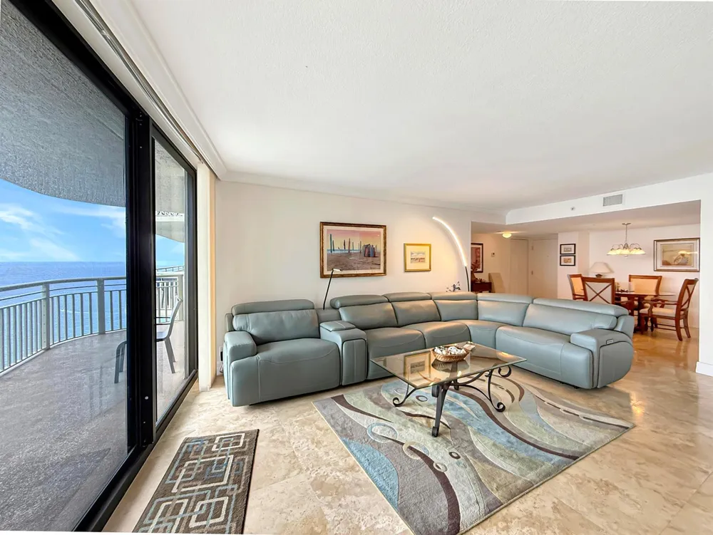 3000 Ocean Drive #40e Riviera Beach, FL 33404