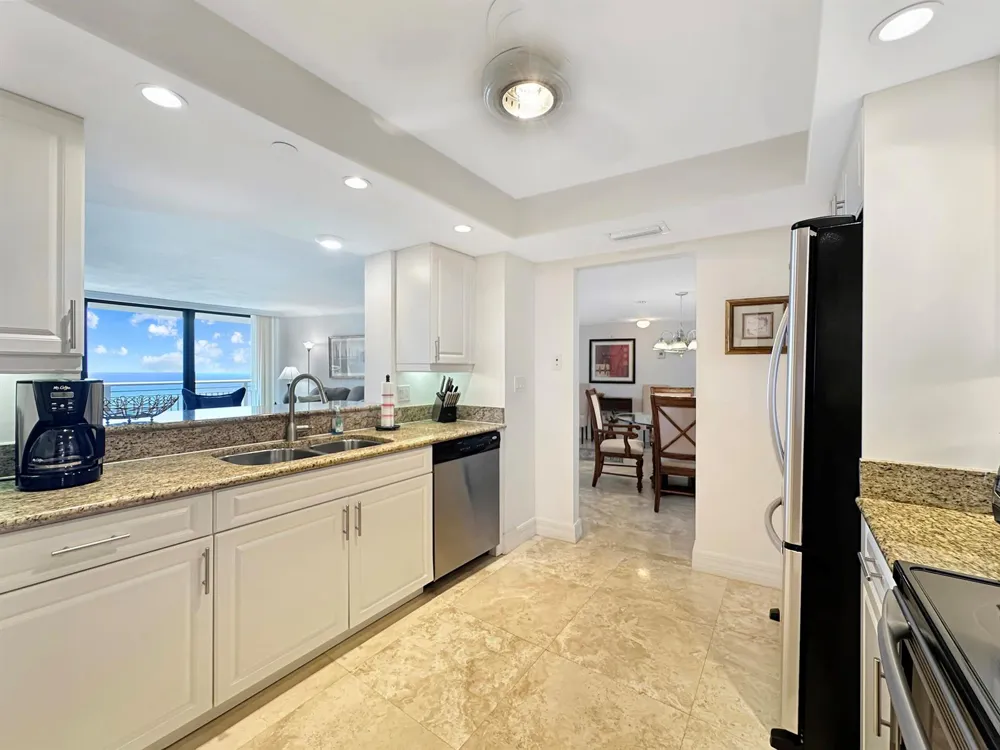 3000 Ocean Drive #40e Riviera Beach, FL 33404
