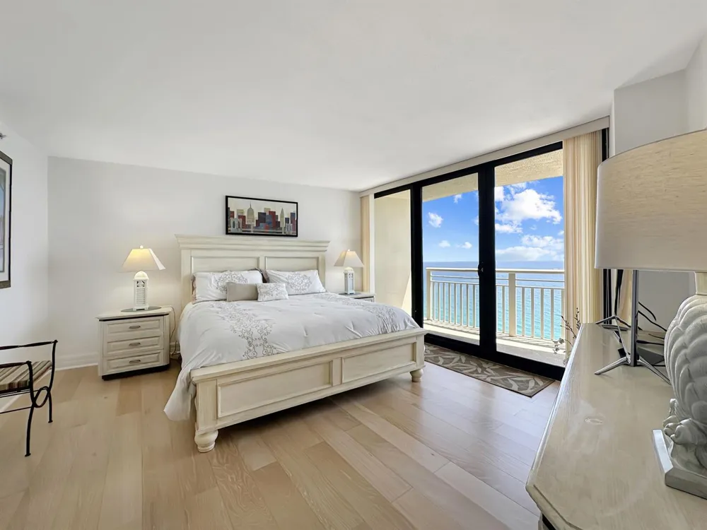3000 Ocean Drive #40e Riviera Beach, FL 33404