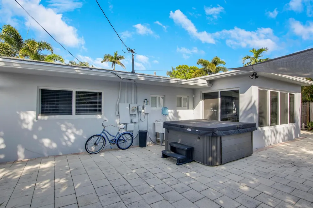 466 Tequesta Drive Tequesta, FL 33469