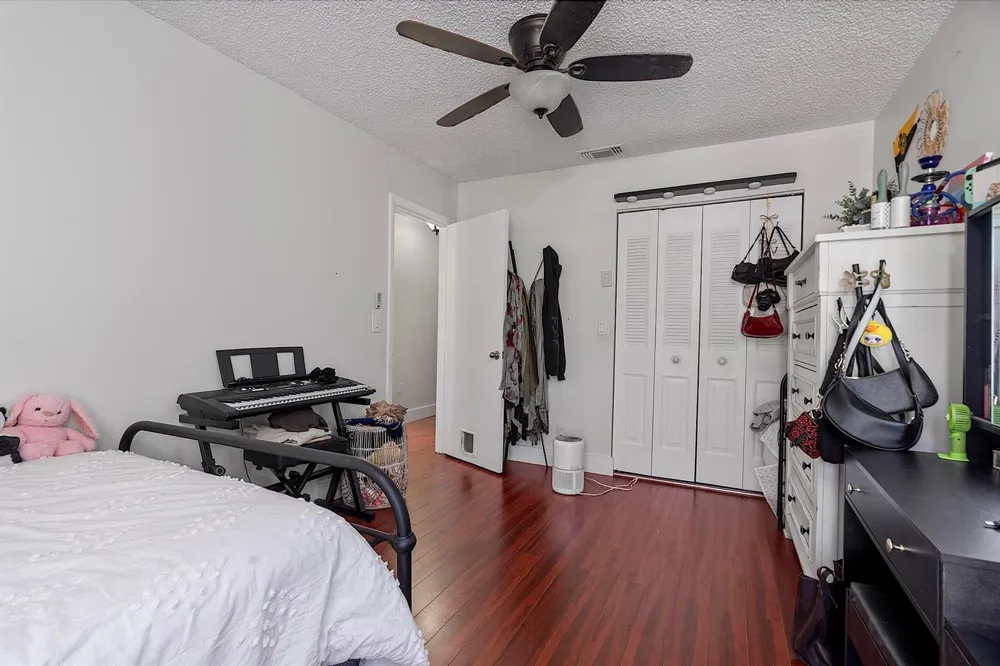 1177 NW 98th Terrace #132 Pembroke Pines, FL 33024