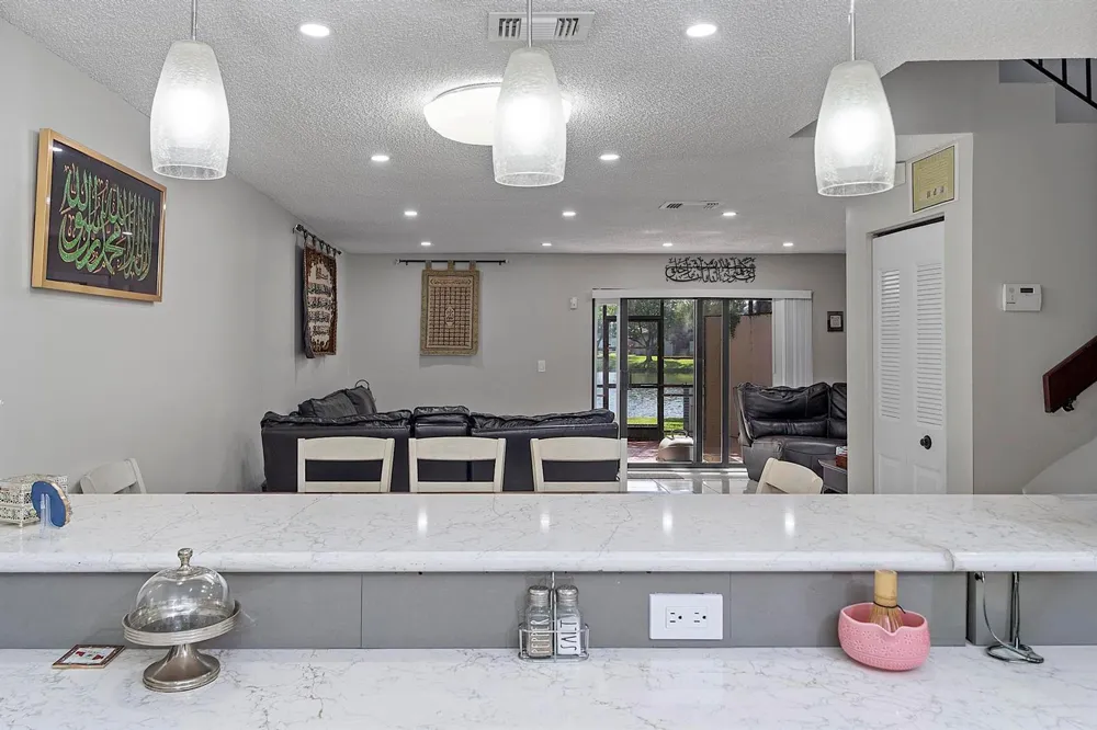 1177 NW 98th Terrace #132 Pembroke Pines, FL 33024