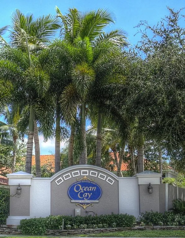 118 Ocean Cay Way Hypoluxo, FL 33462