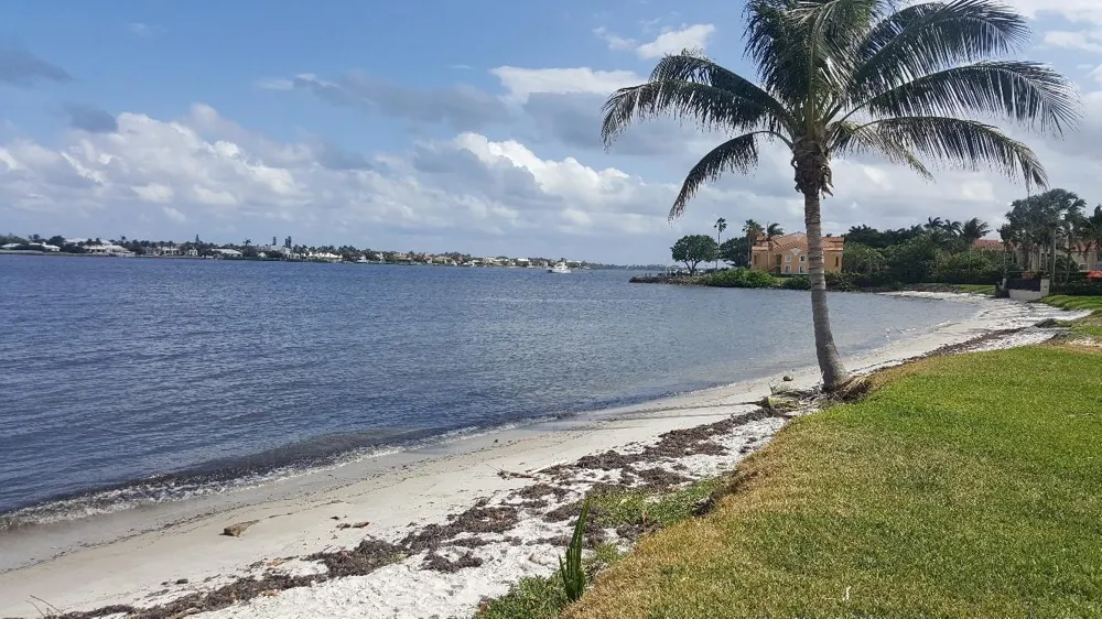 118 Ocean Cay Way Hypoluxo, FL 33462
