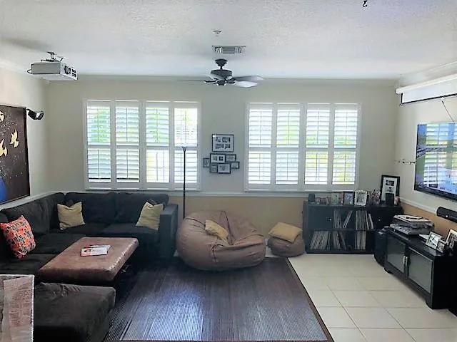 118 Ocean Cay Way Hypoluxo, FL 33462
