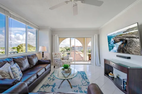250 NE 20th Street #5260