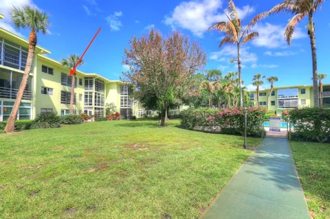 1100 Ponce De Leon Circle #305