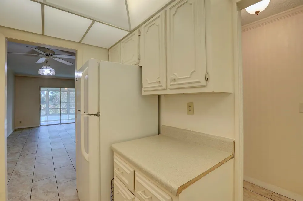 1100 Ponce De Leon Circle #305 Vero Beach, FL 32960