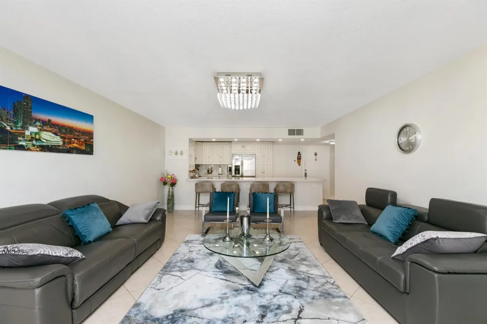 1147 Hillsboro Mile #803 Hillsboro Beach, FL 33062