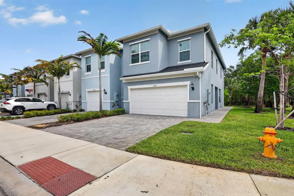1887 SE Ocean Cove Way Stuart, FL 34996