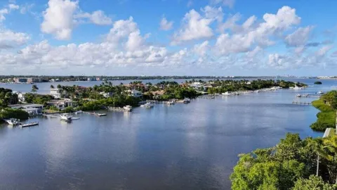 3589 S Ocean Boulevard #614