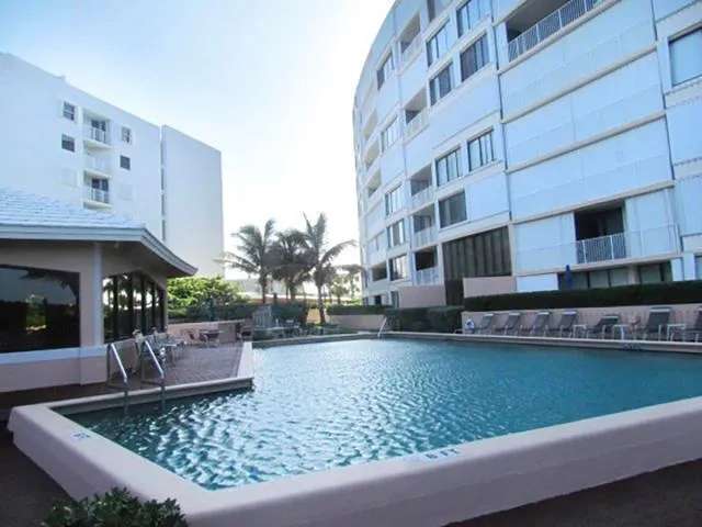3589 S Ocean Boulevard #614 South Palm Beach, FL 33480