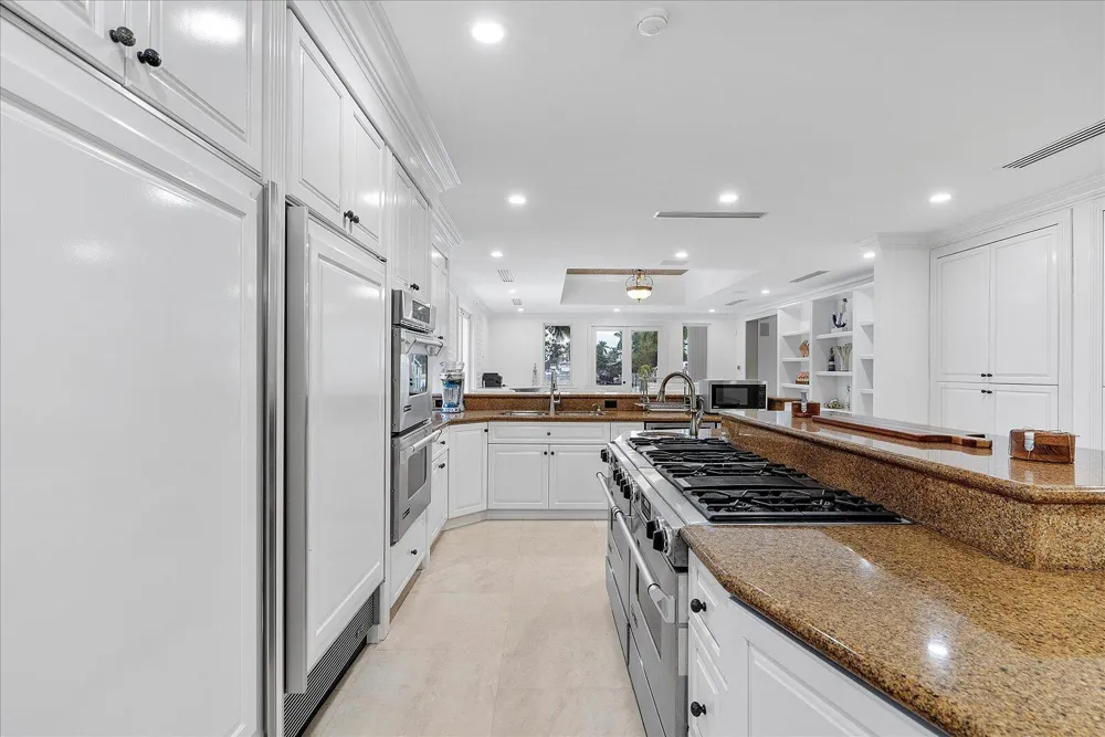 414 Riviera Isle Drive Fort Lauderdale, FL 33301