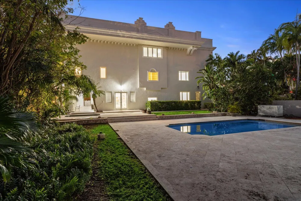 414 Riviera Isle Drive Fort Lauderdale, FL 33301
