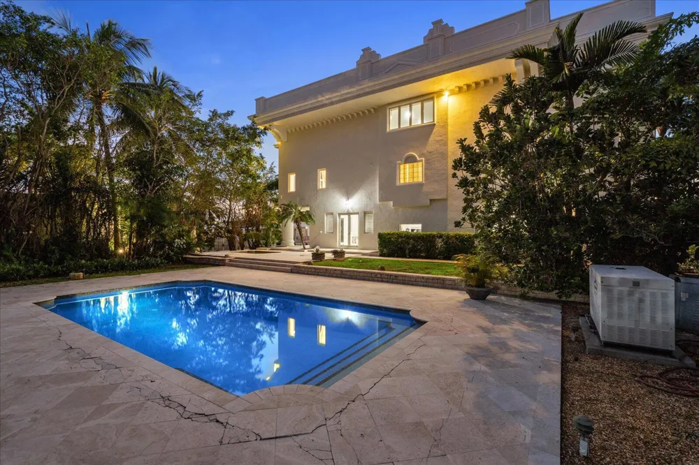 414 Riviera Isle Drive Fort Lauderdale, FL 33301
