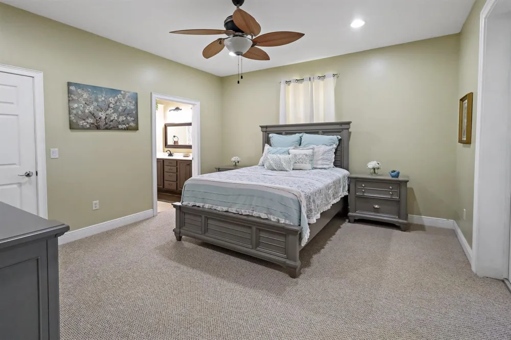 6045 21st Street SW Vero Beach, FL 32968