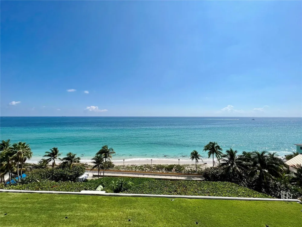 6001 Ocean Drive #706 Hollywood, FL 33019