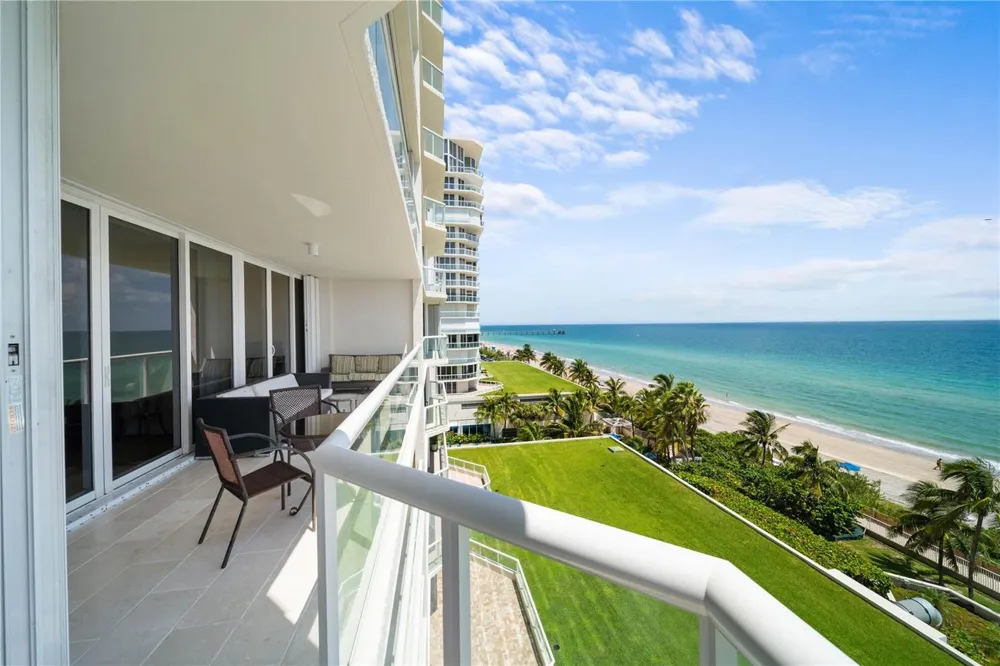 6001 Ocean Drive #706 Hollywood, FL 33019