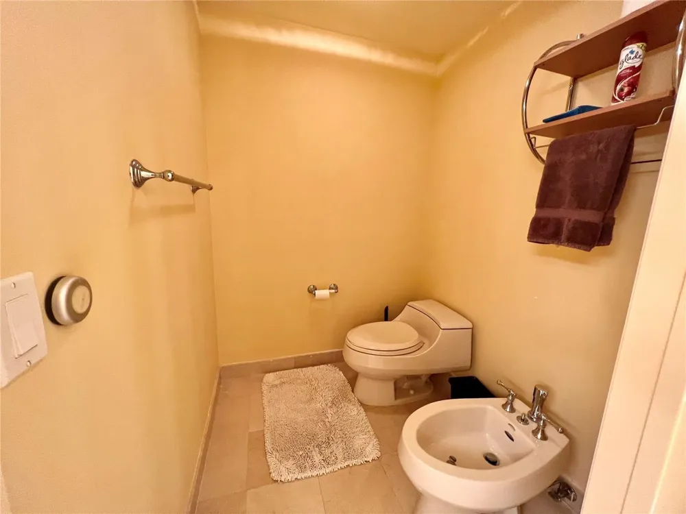 6001 Ocean Drive #706 Hollywood, FL 33019