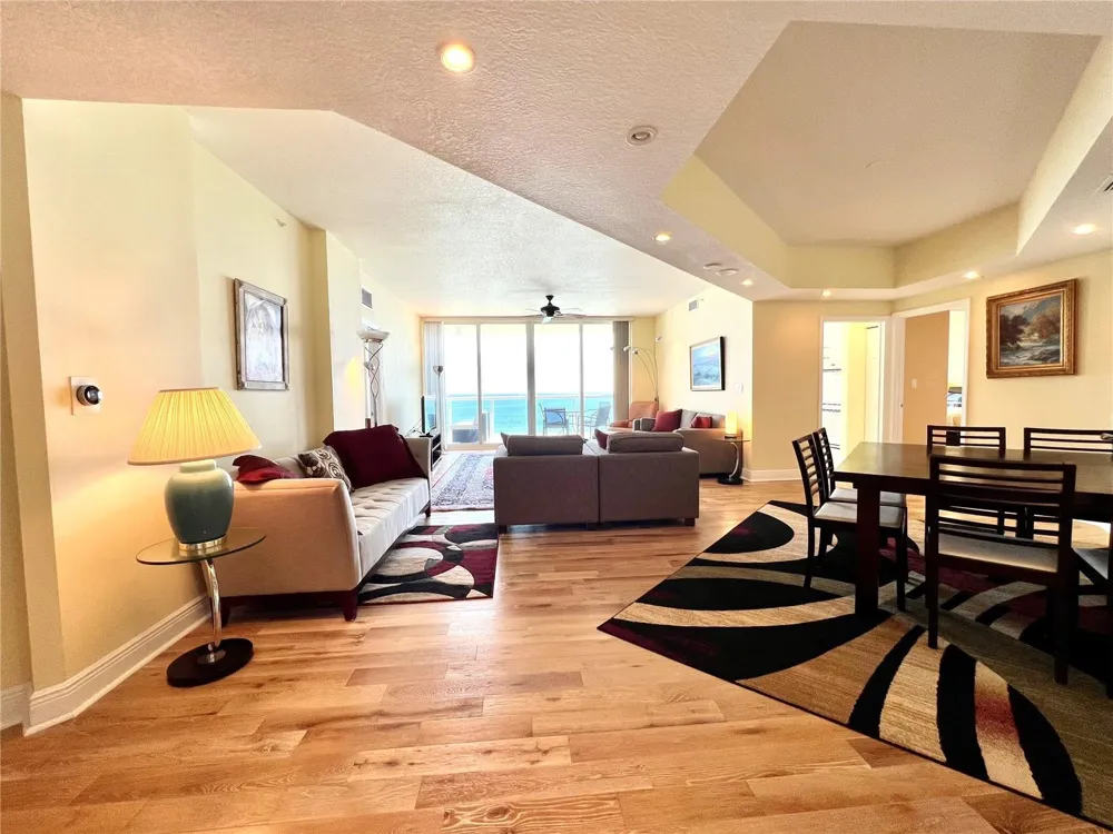 6001 Ocean Drive #706 Hollywood, FL 33019
