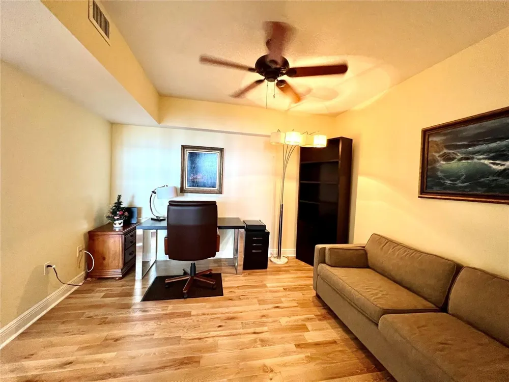 6001 Ocean Drive #706 Hollywood, FL 33019