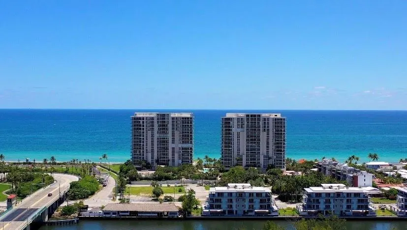 6001 Ocean Drive #706 Hollywood, FL 33019