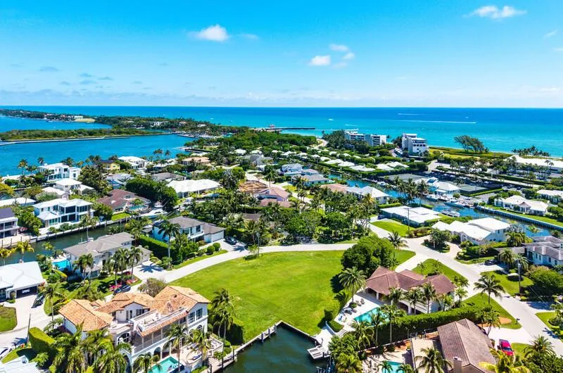 102 Bonito Drive Ocean Ridge, FL 33435