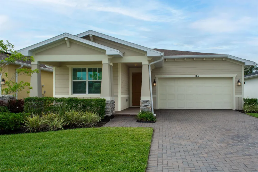 560 Veridian Circle NW Palm Bay, FL 32907