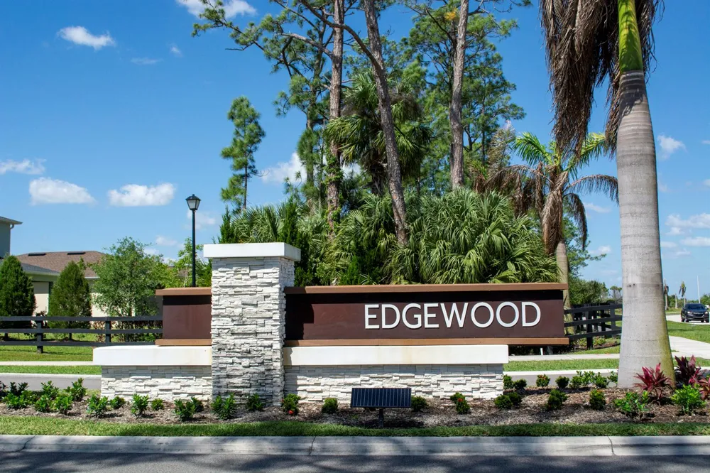 560 Veridian Circle NW Palm Bay, FL 32907