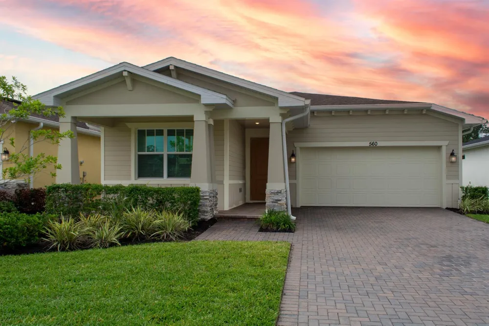 560 Veridian Circle NW Palm Bay, FL 32907
