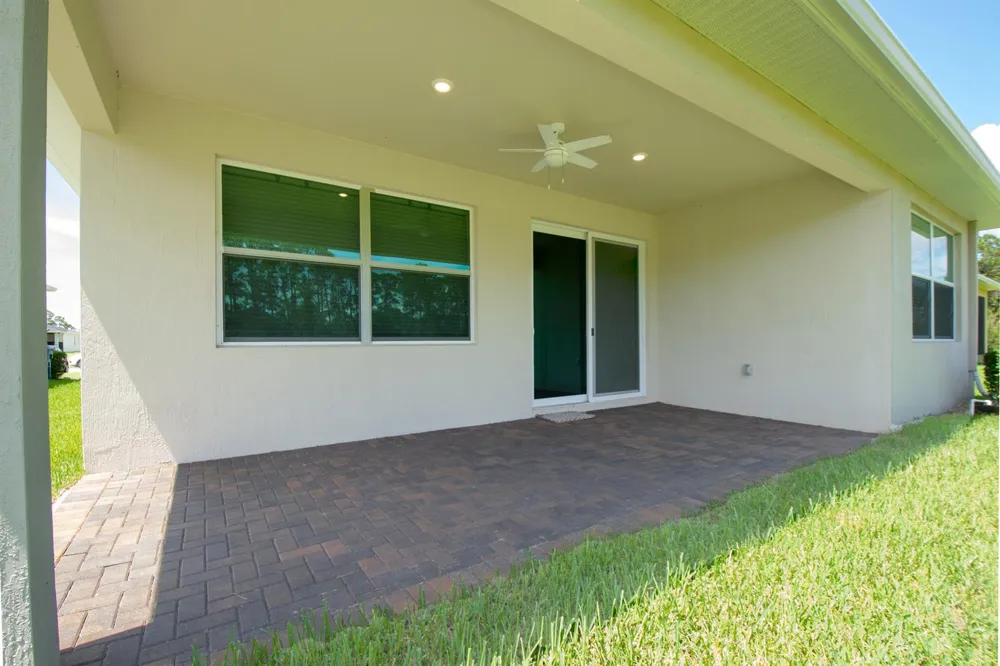 560 Veridian Circle NW Palm Bay, FL 32907