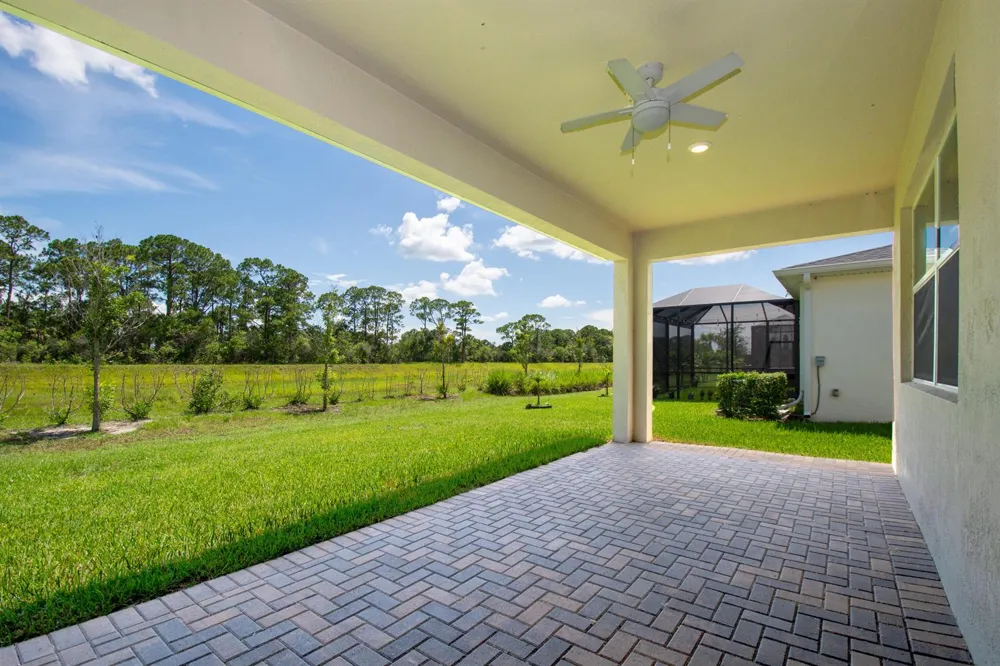 560 Veridian Circle NW Palm Bay, FL 32907