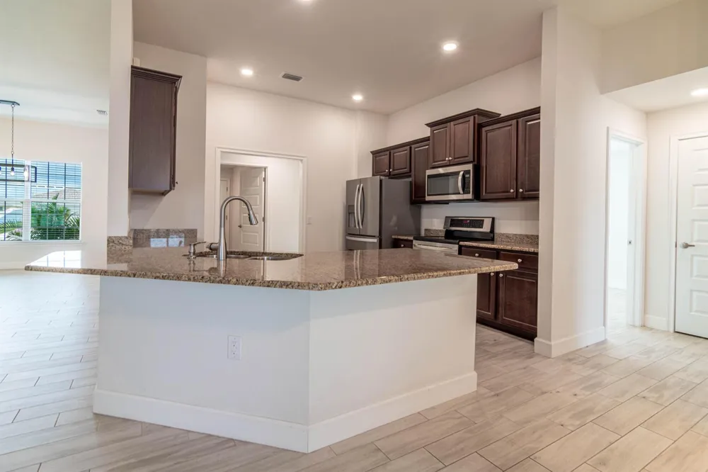 1513 NE 43rd Terrace Cape Coral, FL 33909