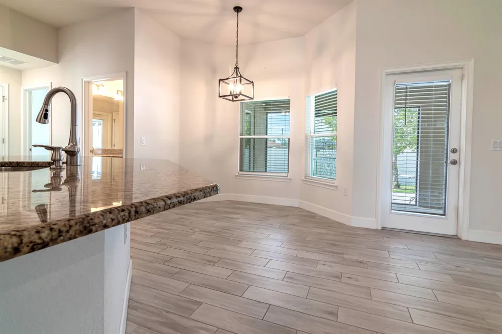 1513 NE 43rd Terrace Cape Coral, FL 33909