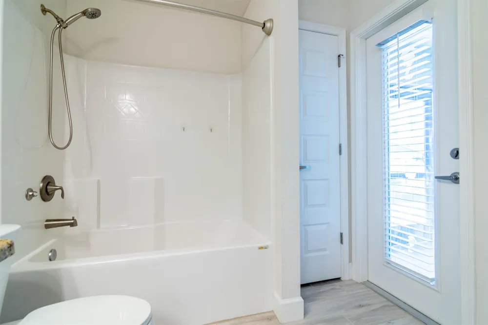 1513 NE 43rd Terrace Cape Coral, FL 33909