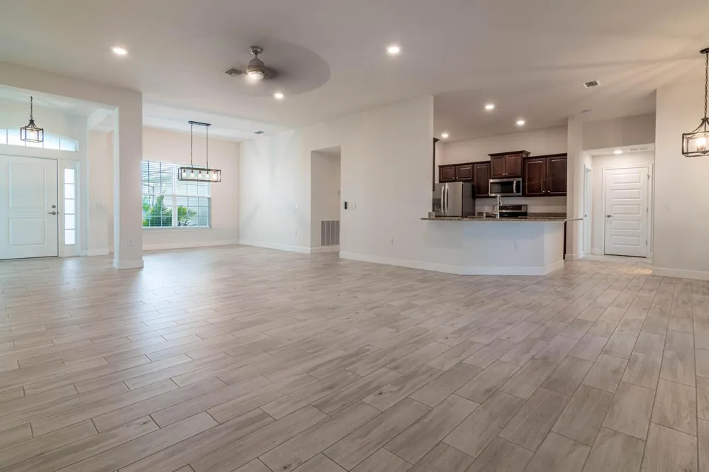 1513 NE 43rd Terrace Cape Coral, FL 33909