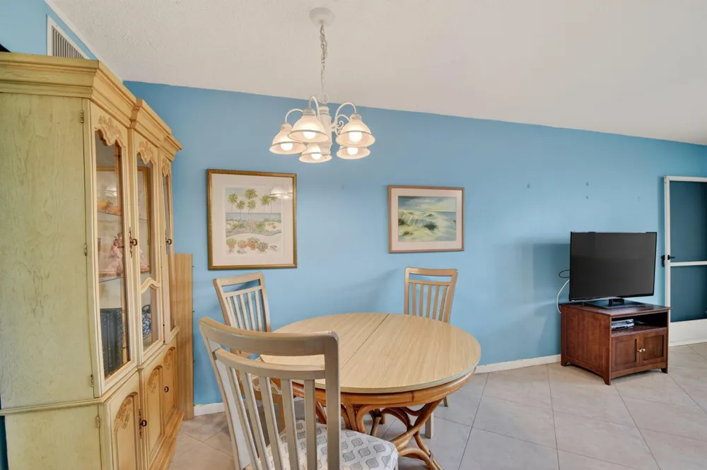 370 Horizon Street E #107 Boynton Beach, FL 33435