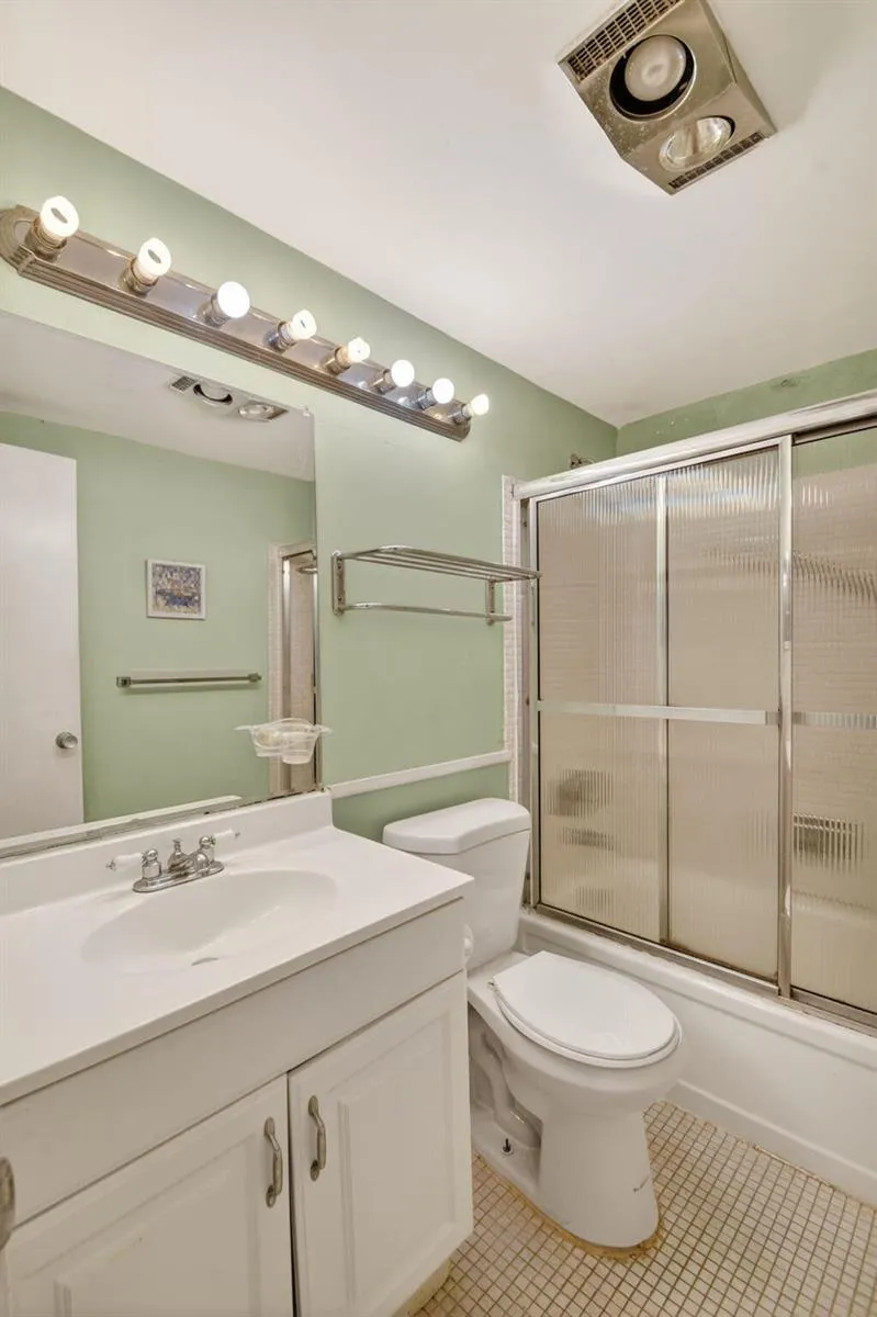 370 Horizon Street E #107 Boynton Beach, FL 33435