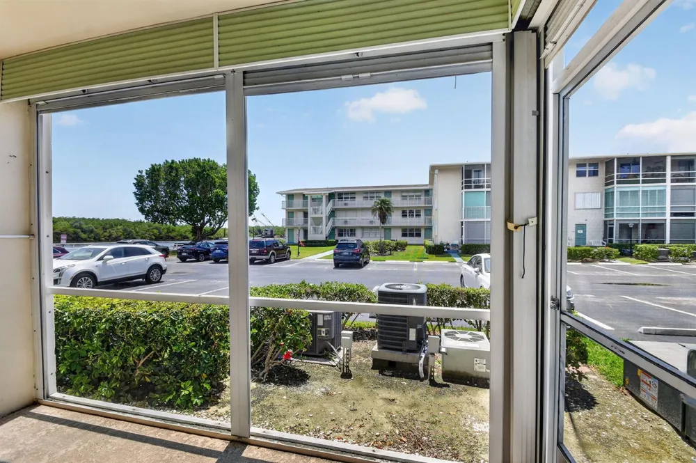 370 Horizon Street E #107 Boynton Beach, FL 33435