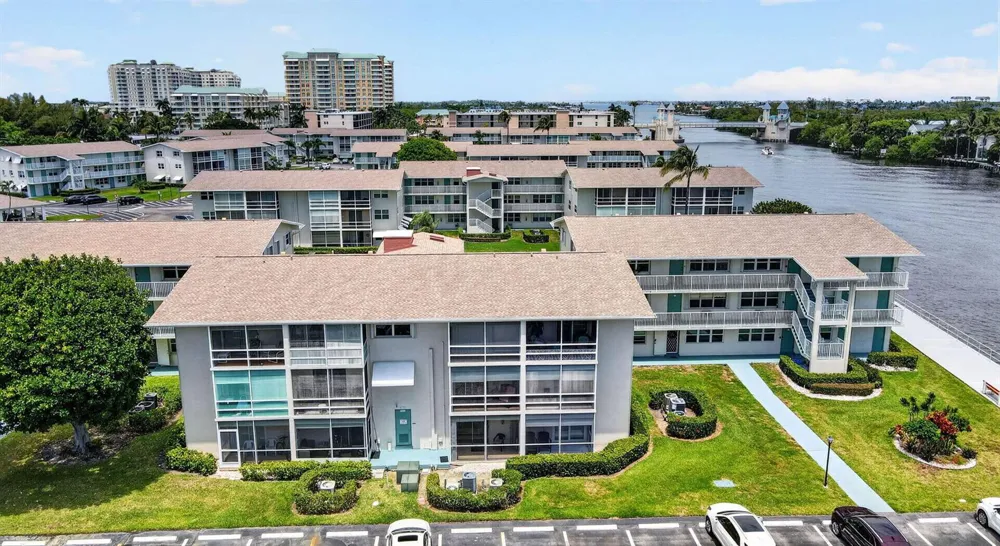 370 Horizon Street E #107 Boynton Beach, FL 33435
