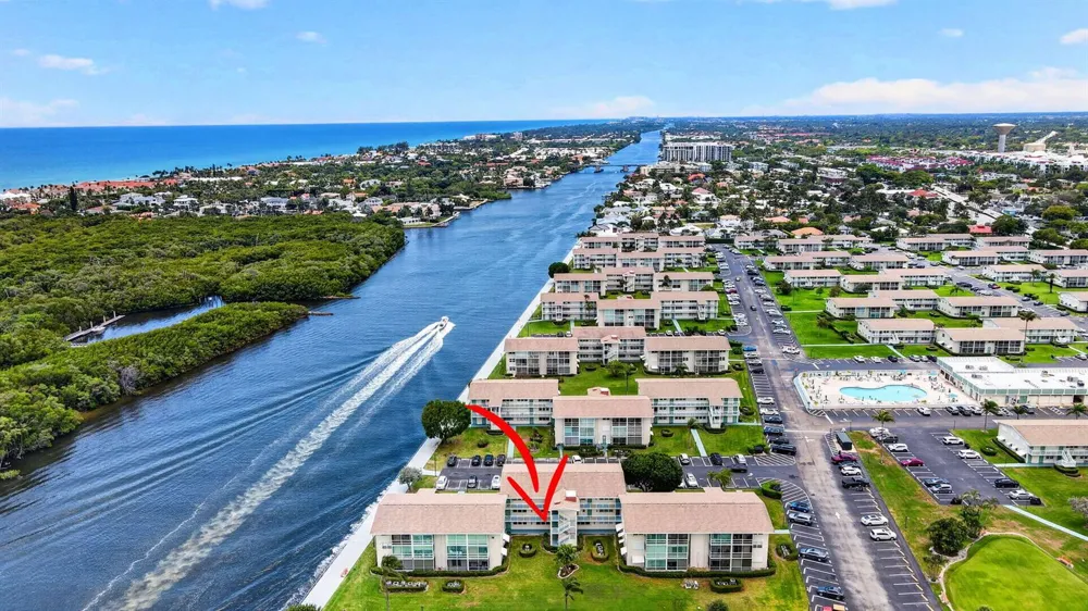 370 Horizon Street E #107 Boynton Beach, FL 33435