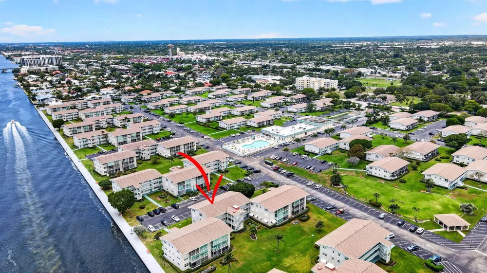 370 Horizon Street E #107 Boynton Beach, FL 33435