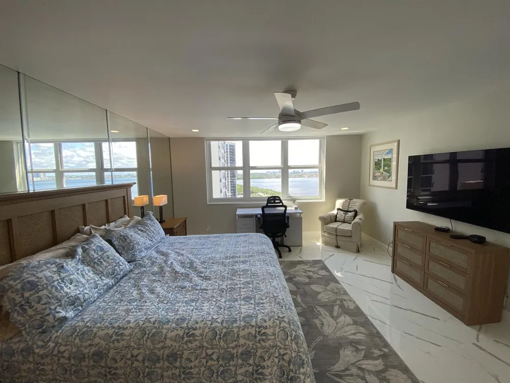 5440 Ocean Drive #1501 Singer Island, FL 33404
